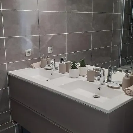 Le Berlier 13 Apartment